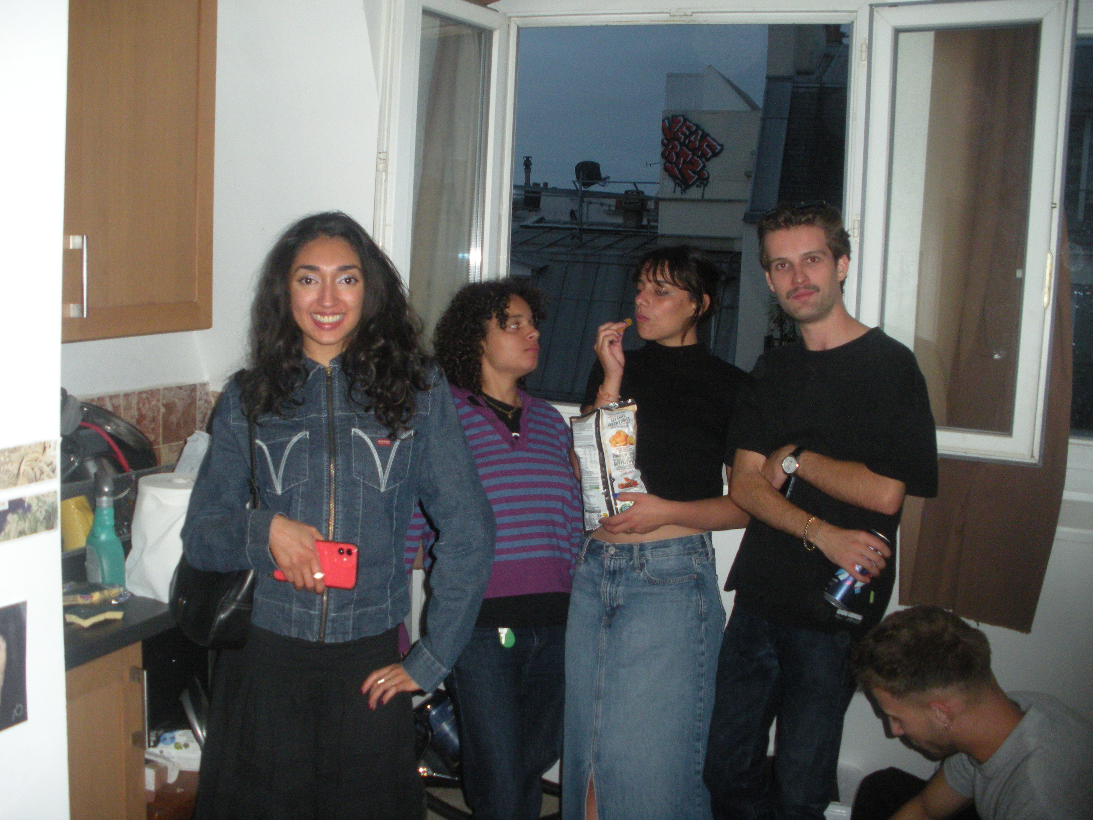 PARIS friendship SUMMER 25 photo